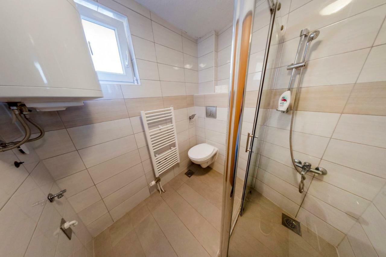 Apartment Resaa Біхач Екстер'єр фото