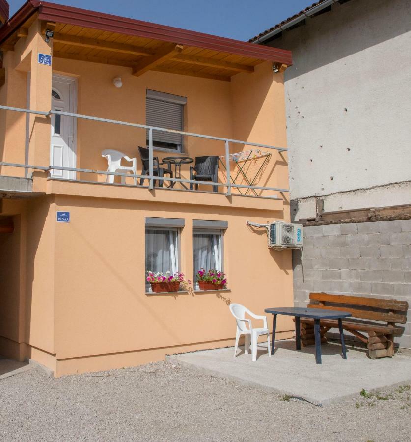 Apartment Resaa Біхач Екстер'єр фото